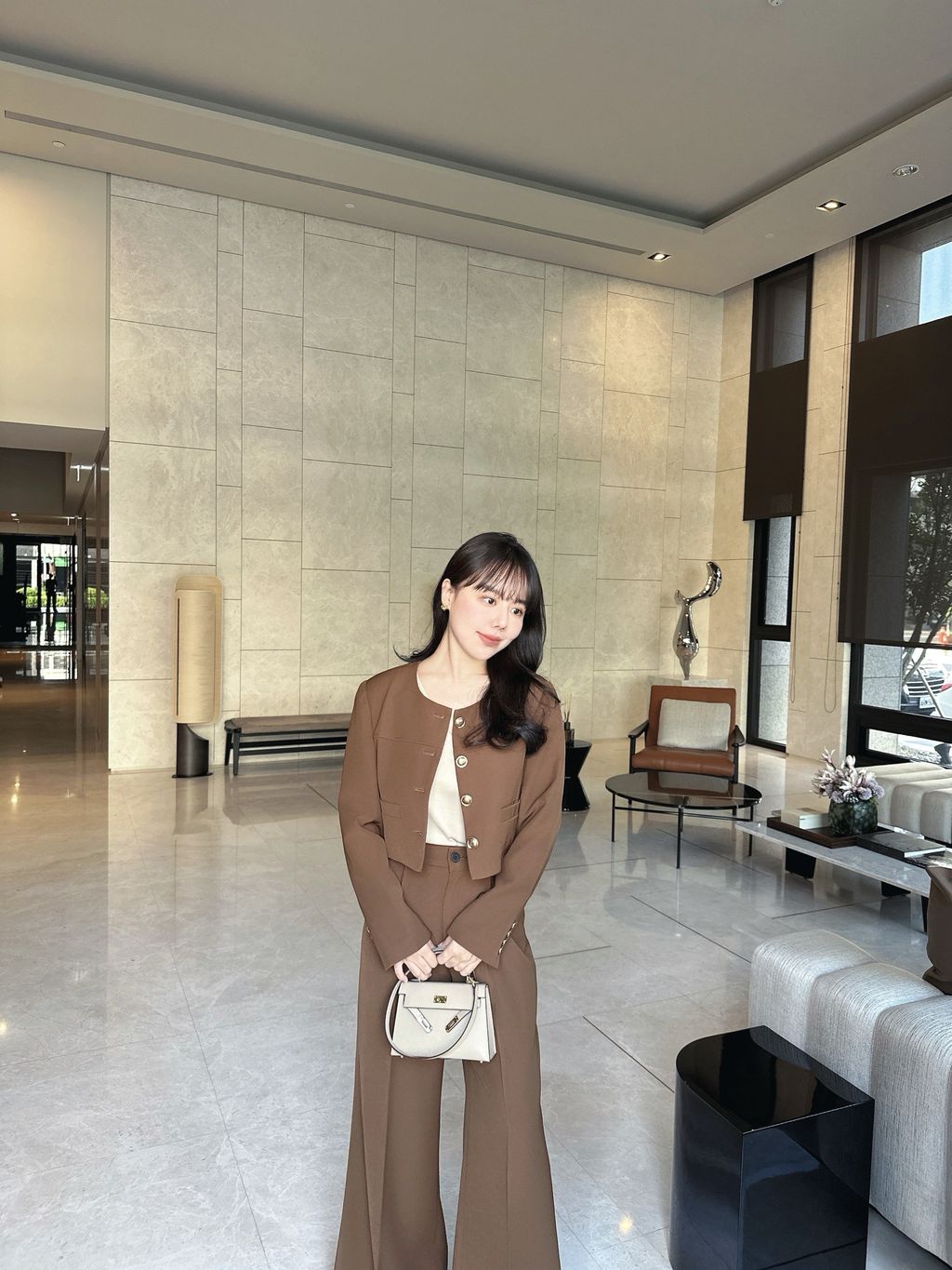 image_2E8D4D0D-D879-4B1F-8FC1-736D1FDAEF12_1763194052