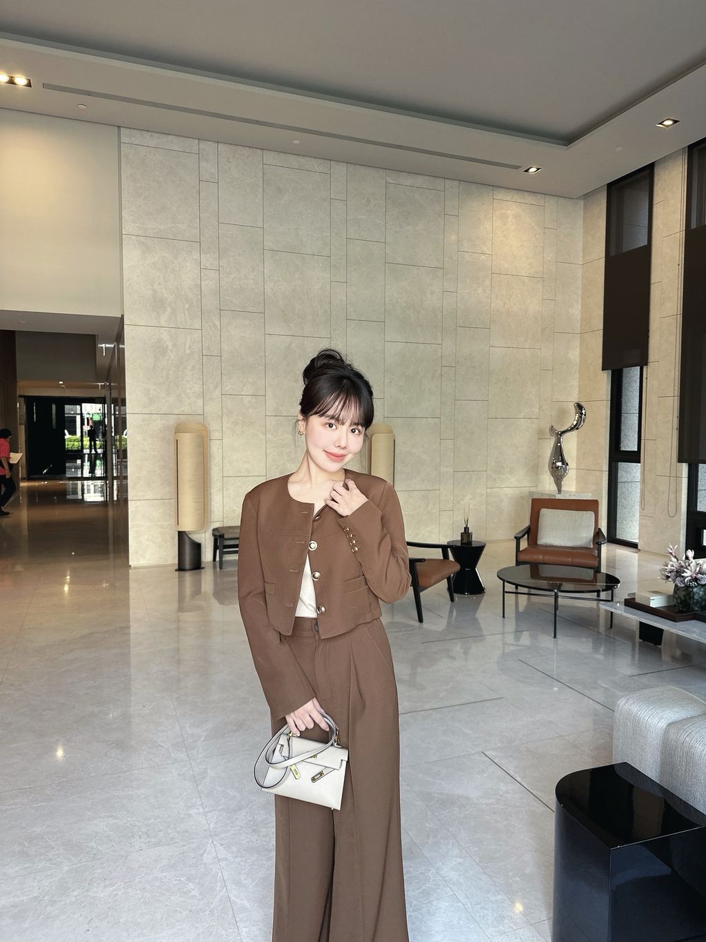 image_3DF25BEE-2F6D-4375-B1D8-2E1BE4316C9A_1763194052