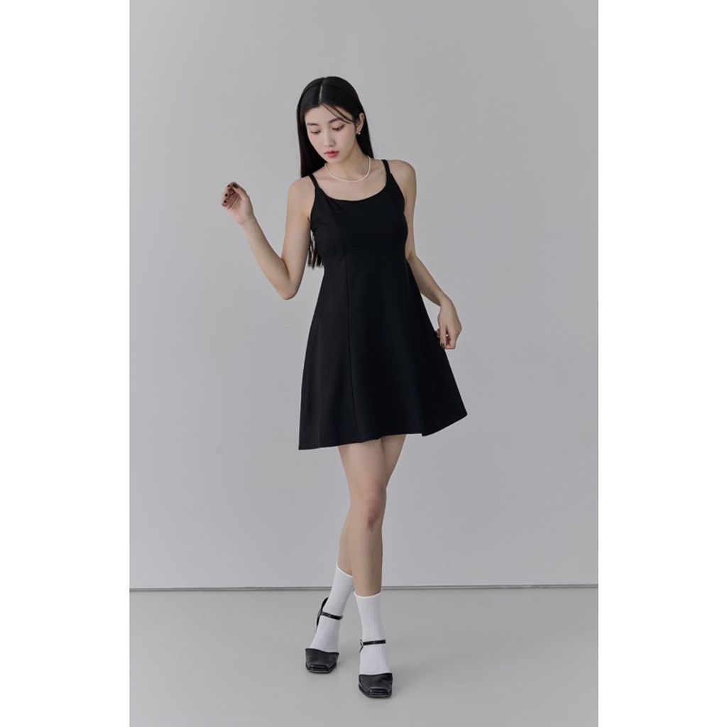 tw-11134207-7qukz-lg9es1d07vvu52