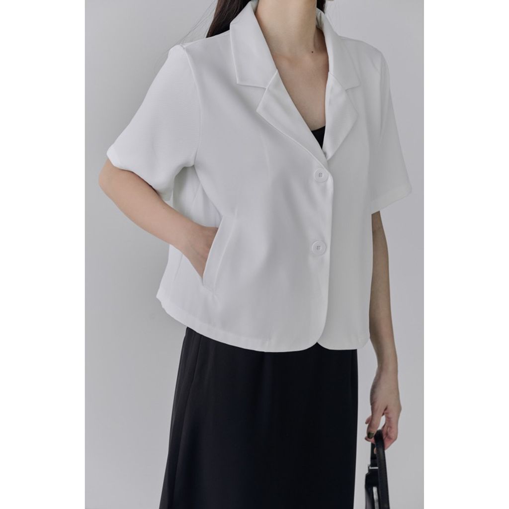 tw-11134207-7qukz-lgaqyy0sxe0ac0