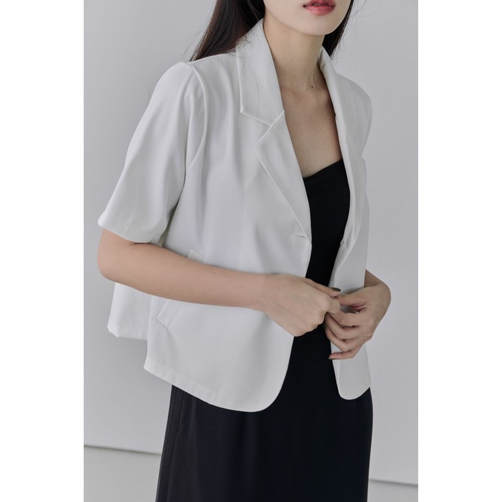 tw-11134207-7qul4-lgaqyy0shxred0