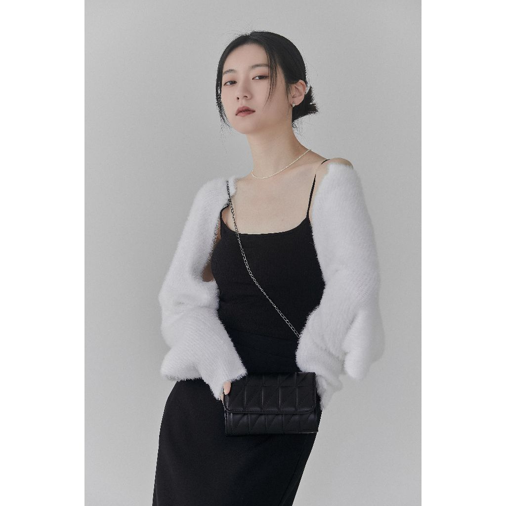 tw-11134207-23020-e561itdok1nv36