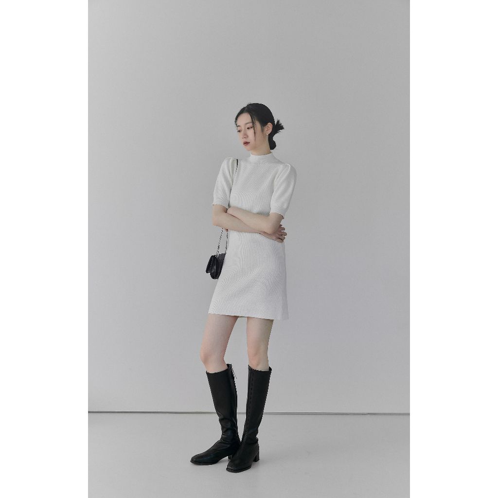 tw-11134207-23020-adyt22qpb1nv13