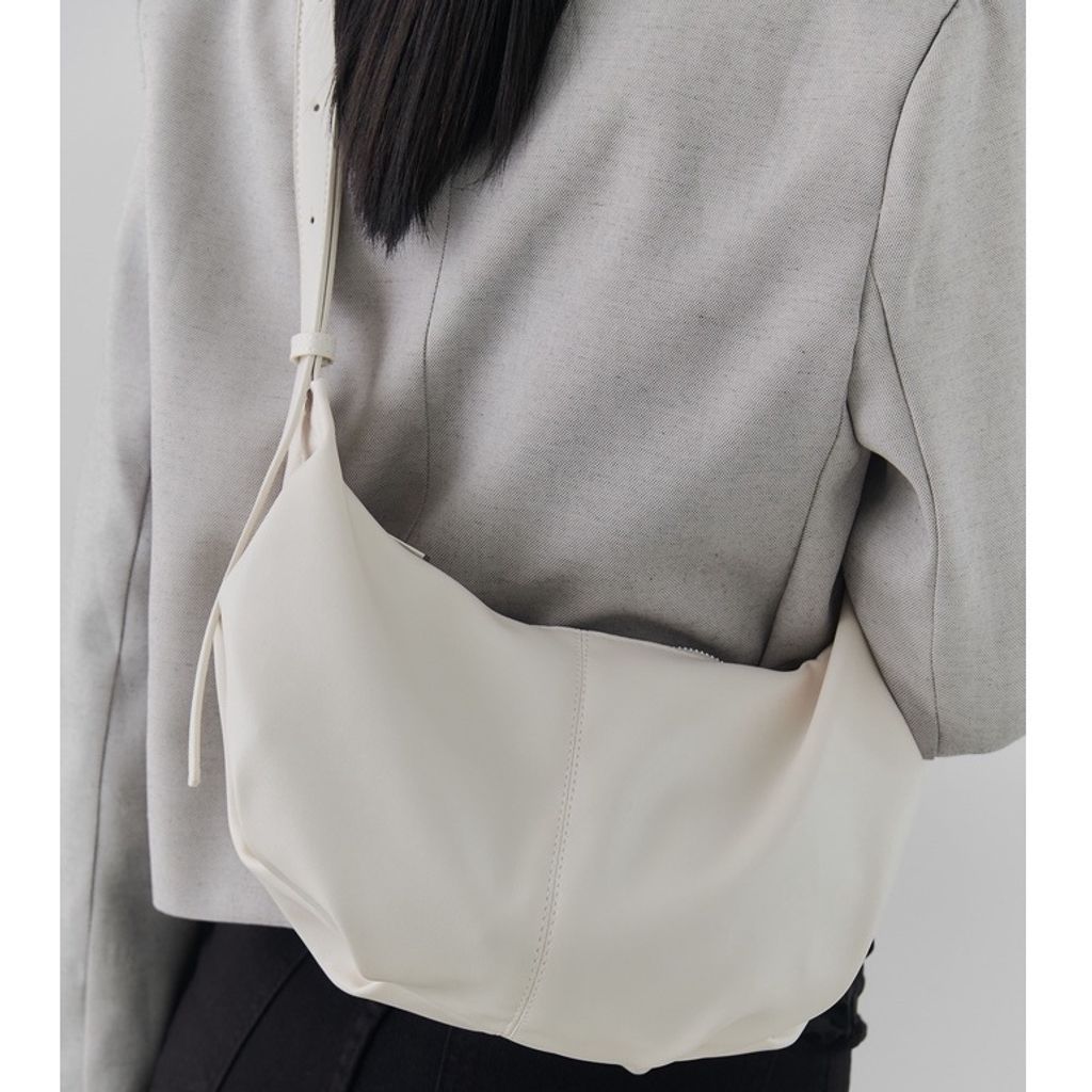 sg-11134201-22110-q7djke277mjve5