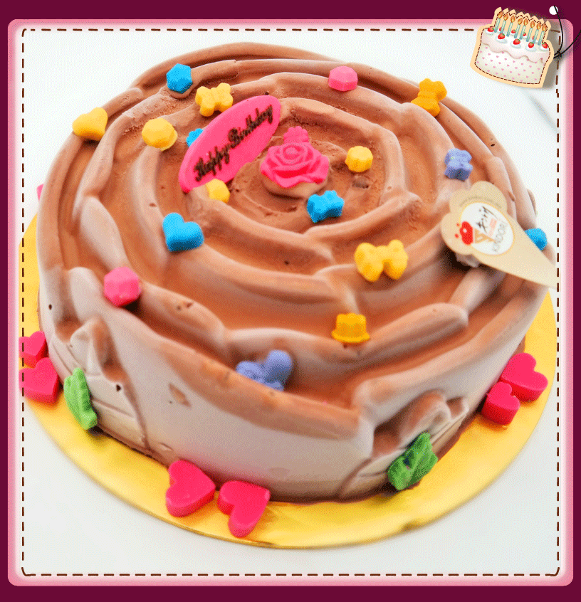 Rose-shape-ice-cream-cake.gif