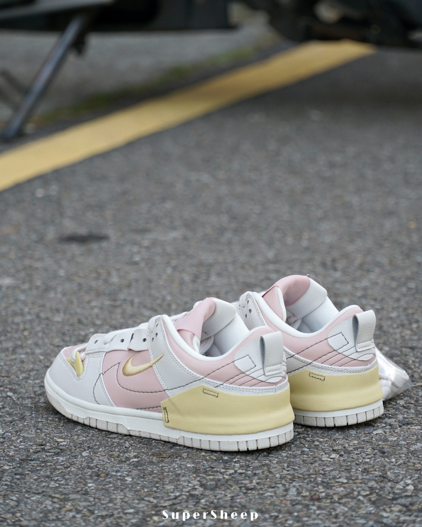 Nike Dunk Disrupt 2 解構環保雙勾女款白粉DV4024-001 – Supersheep