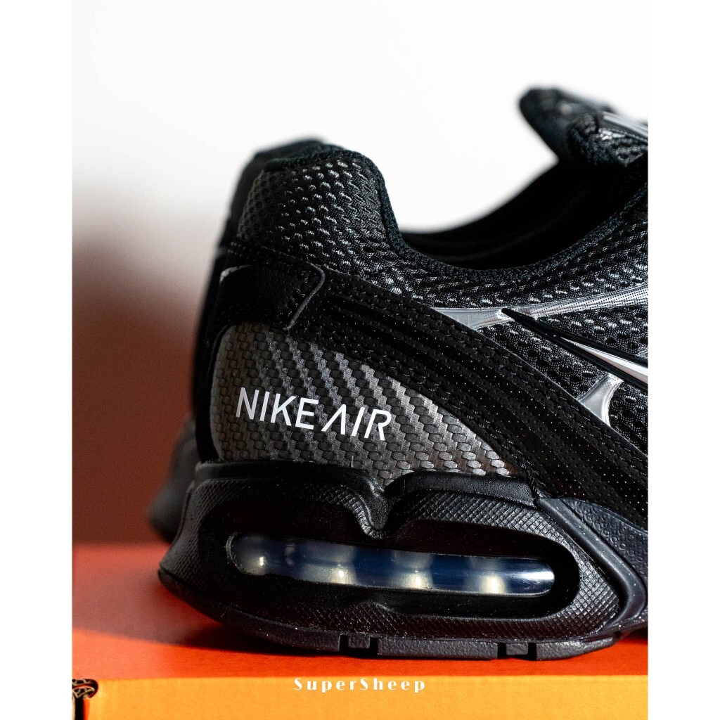 tw-11134207-7r990-lsqwivt9d3o2a4