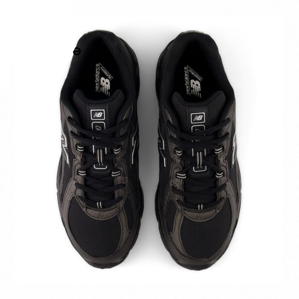 tw-11134207-81ztg-mg0n99qntmvh62