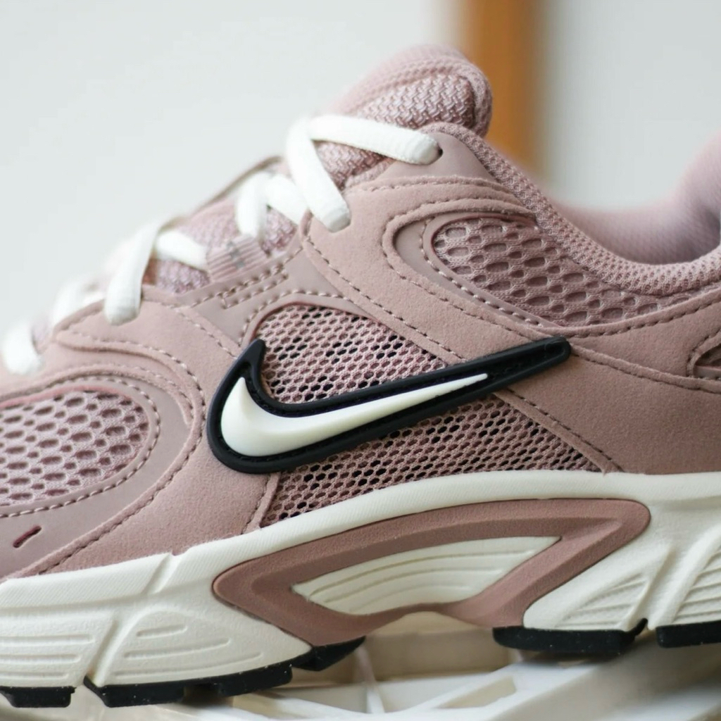 tw-11134207-81ztg-mgot52do1oun2f