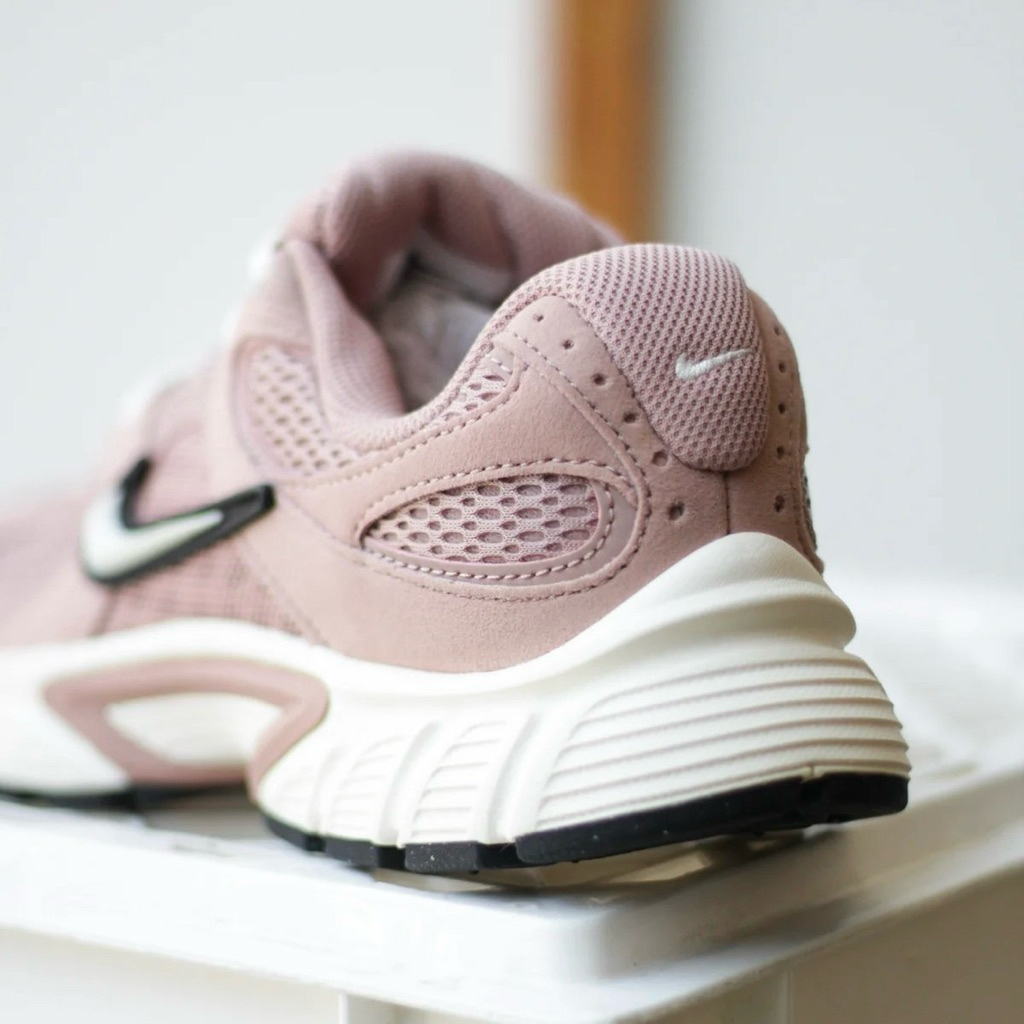 tw-11134207-81ztf-mgot52dpj2ff2c