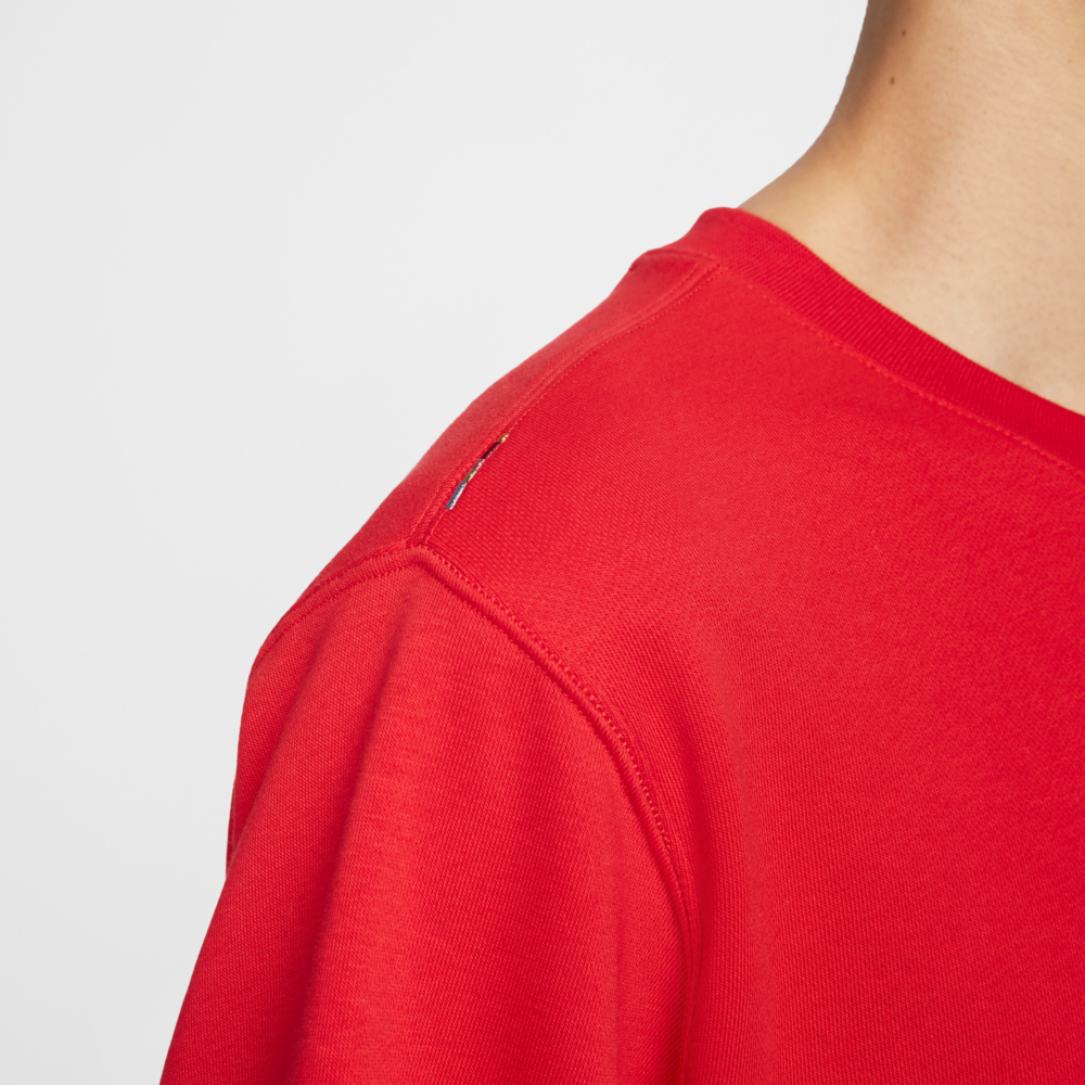 tw-11134207-81ztn-mj15j02zb6ded8