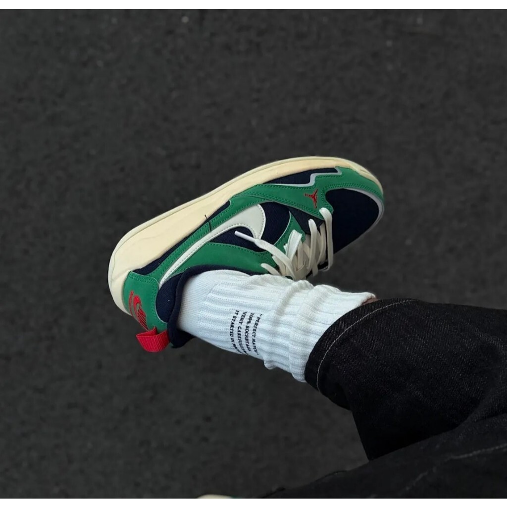 tw-11134207-81ztg-mjkzjjdryrr55d