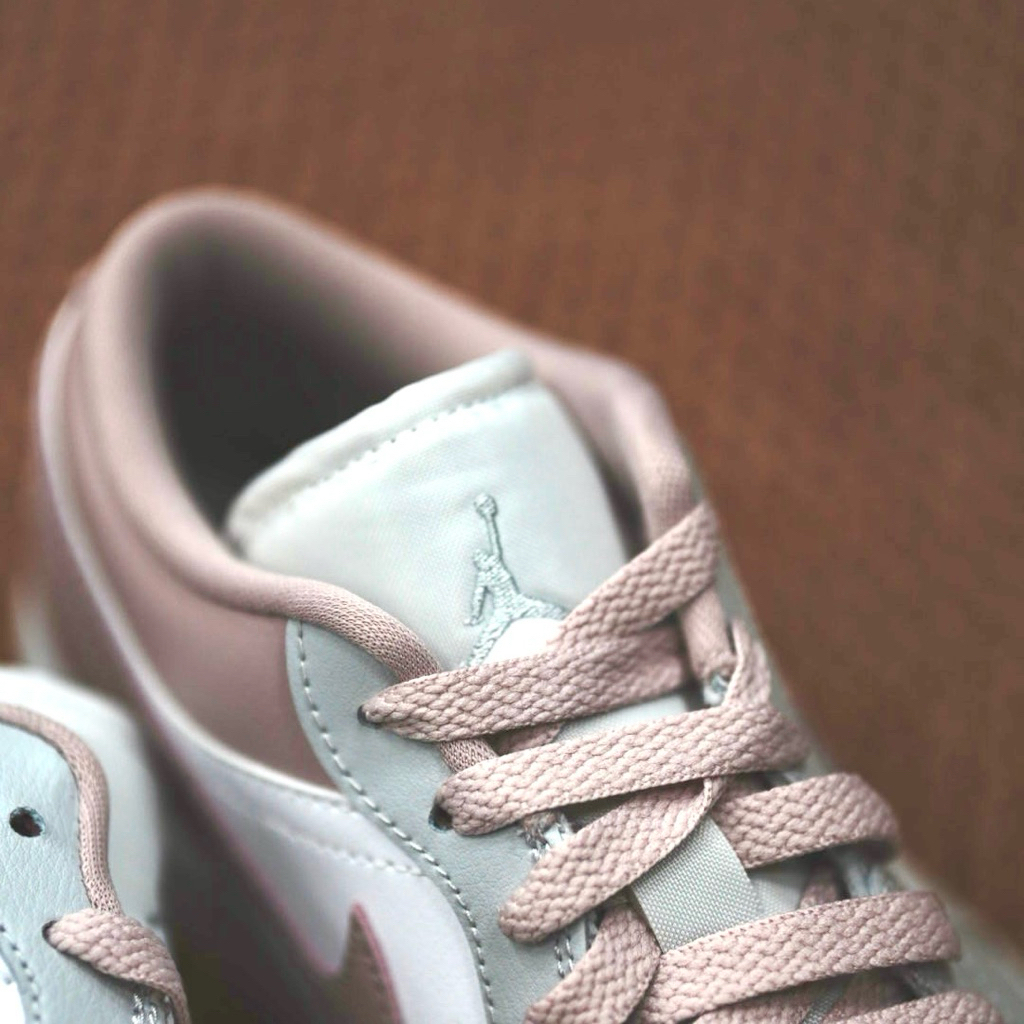 tw-11134207-820lc-ml0eo42kgqv62b