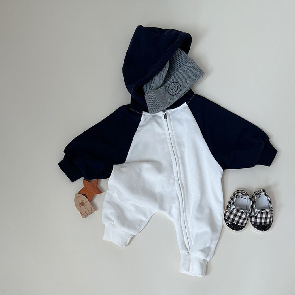 6D251576-1FC8-44E3-99F5-2C285FF027AD