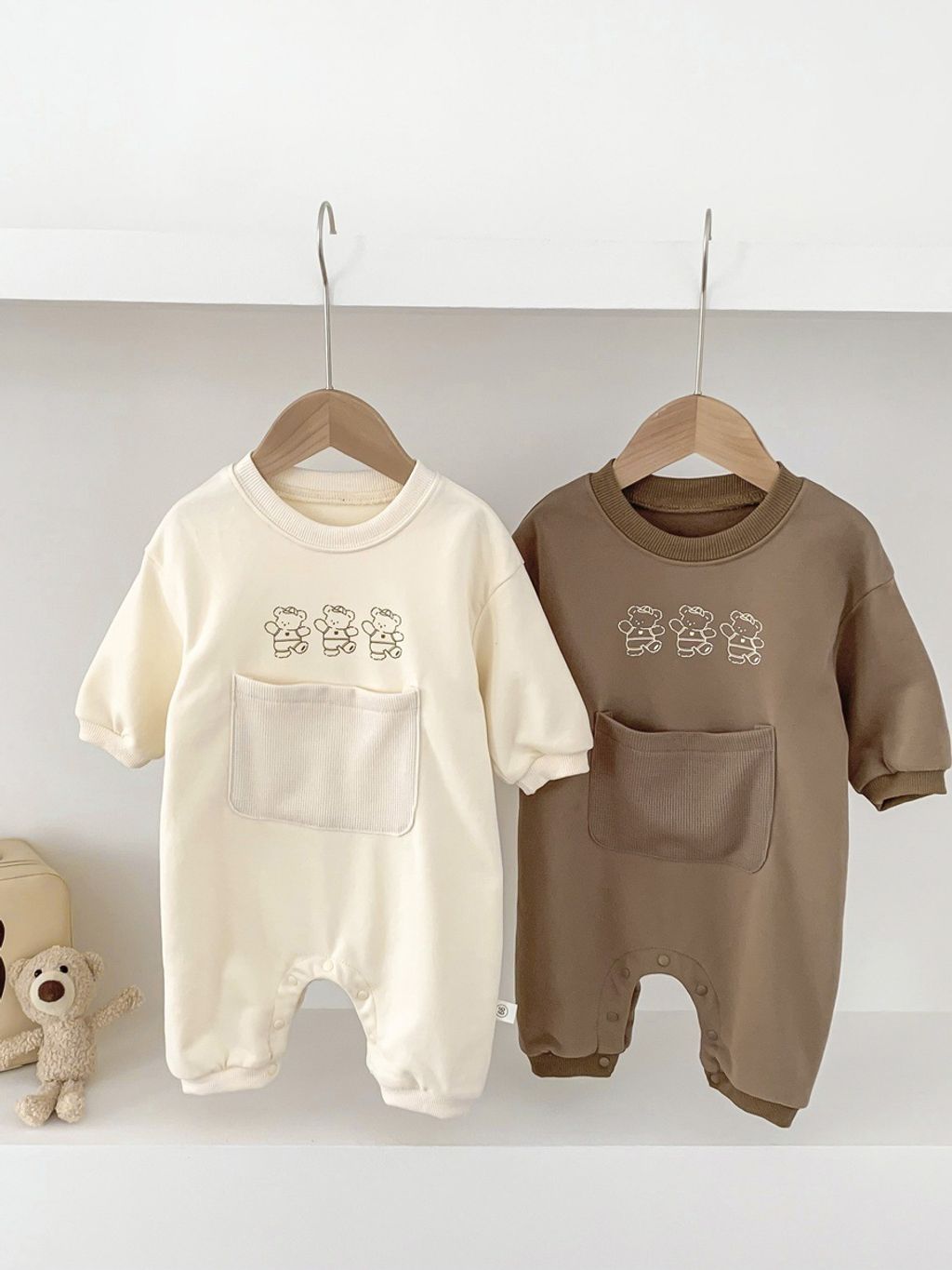 B3F97800-AFD1-43BD-8520-C10852576E58