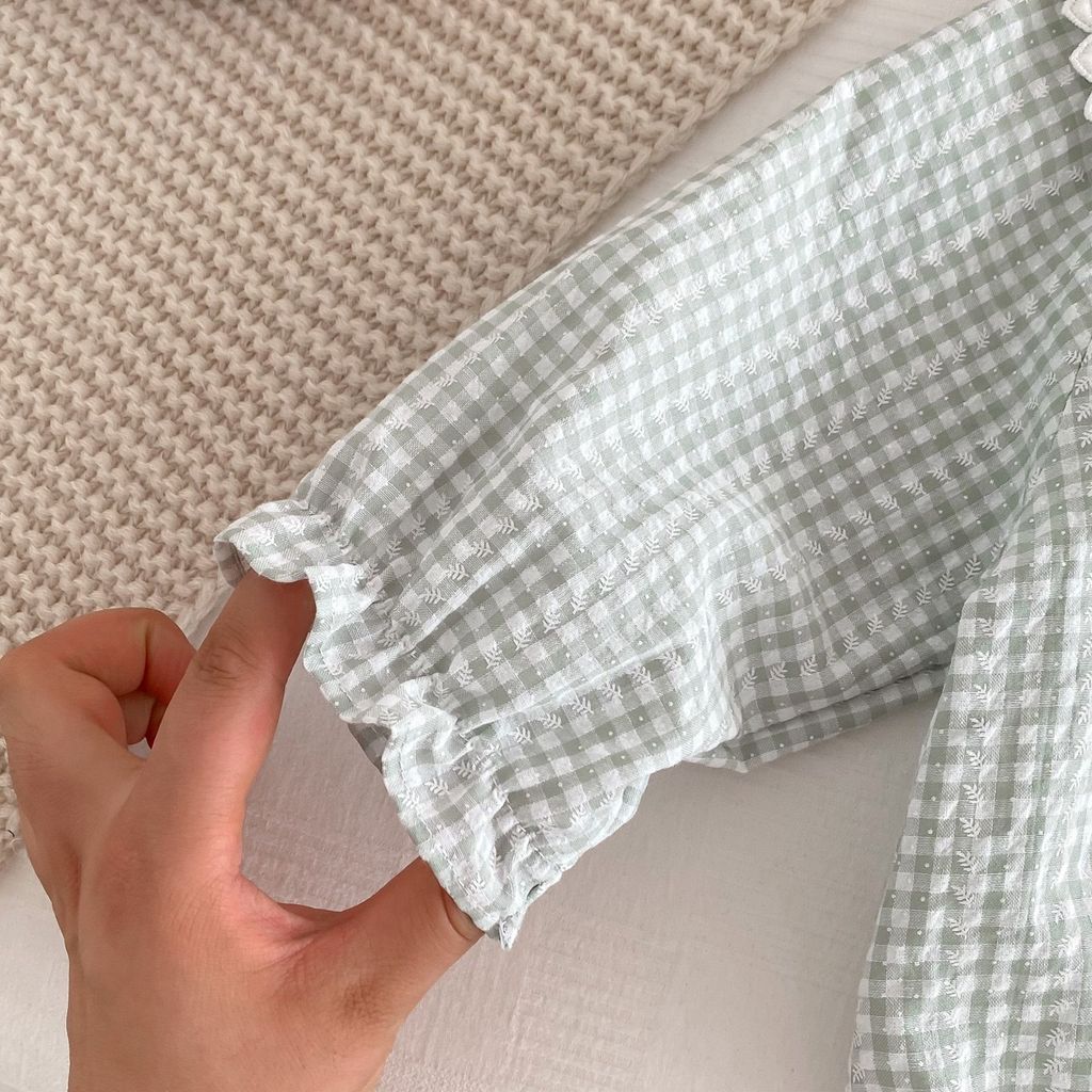 7DAE9C78-4802-4FC2-87D3-BA784E91B48C