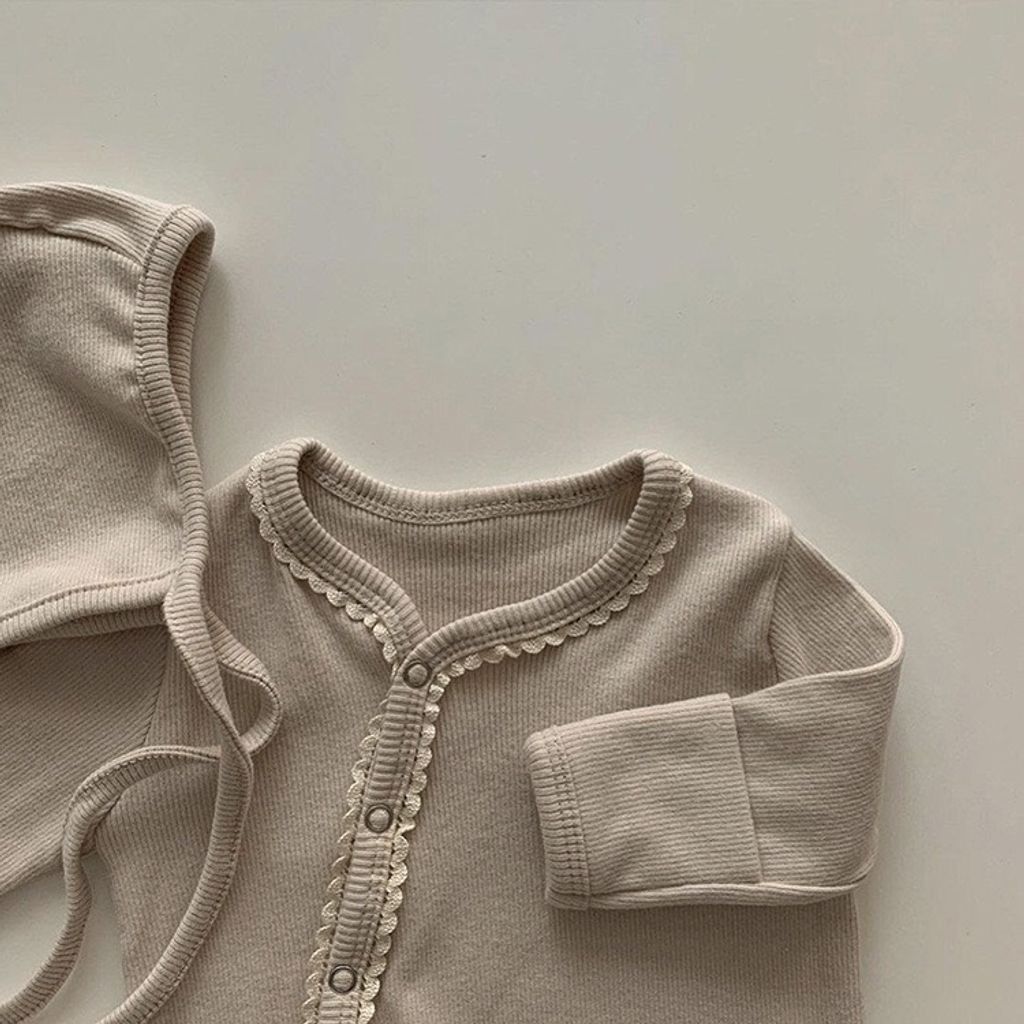 E35B8FF2-BD85-4AA0-B798-0A3C62054C3F