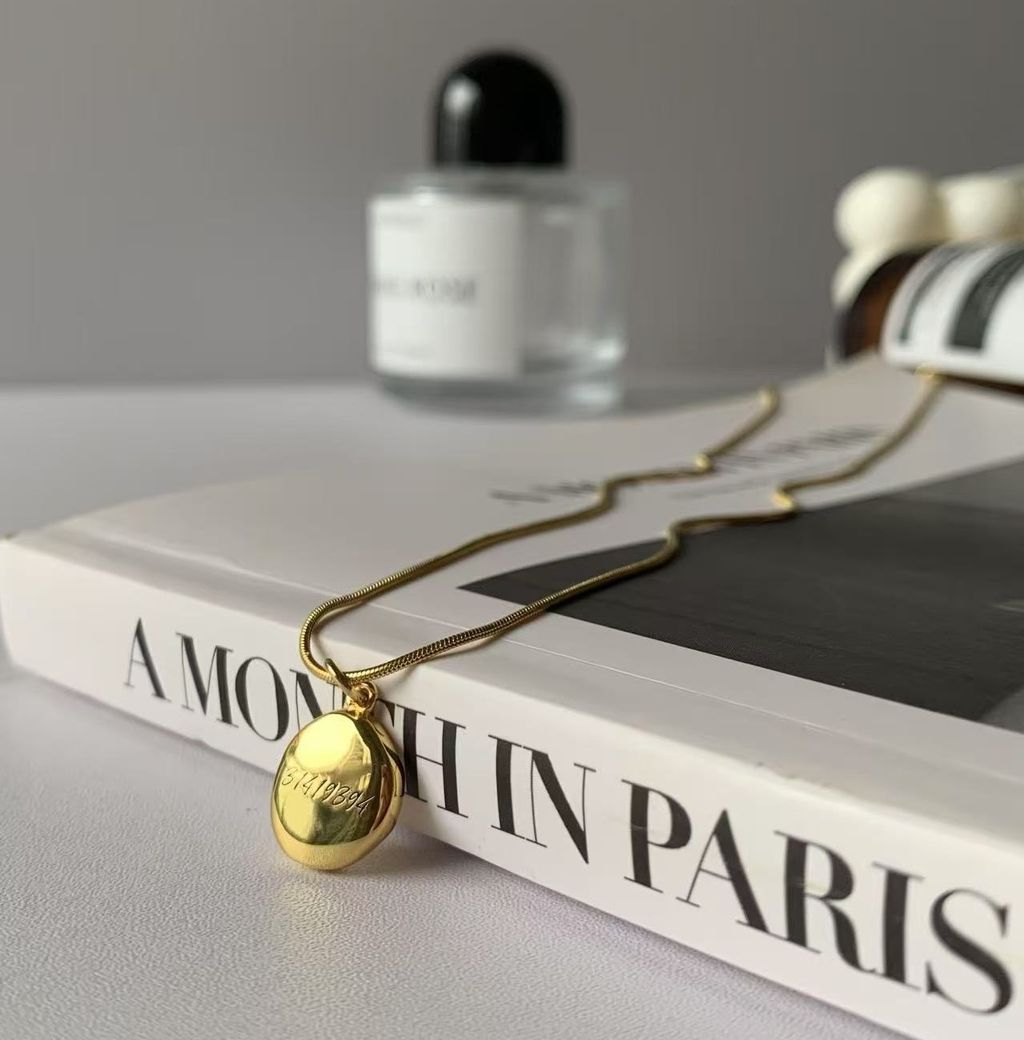 6b4774f7d36b79bbb59180576a896755