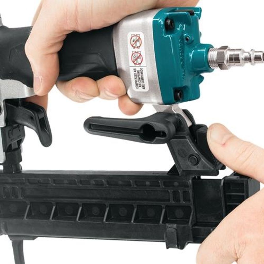 Makita Narrow Crown Stapler (AT638A) WENG HENG MACHINERY HARDWARE SDN BHD