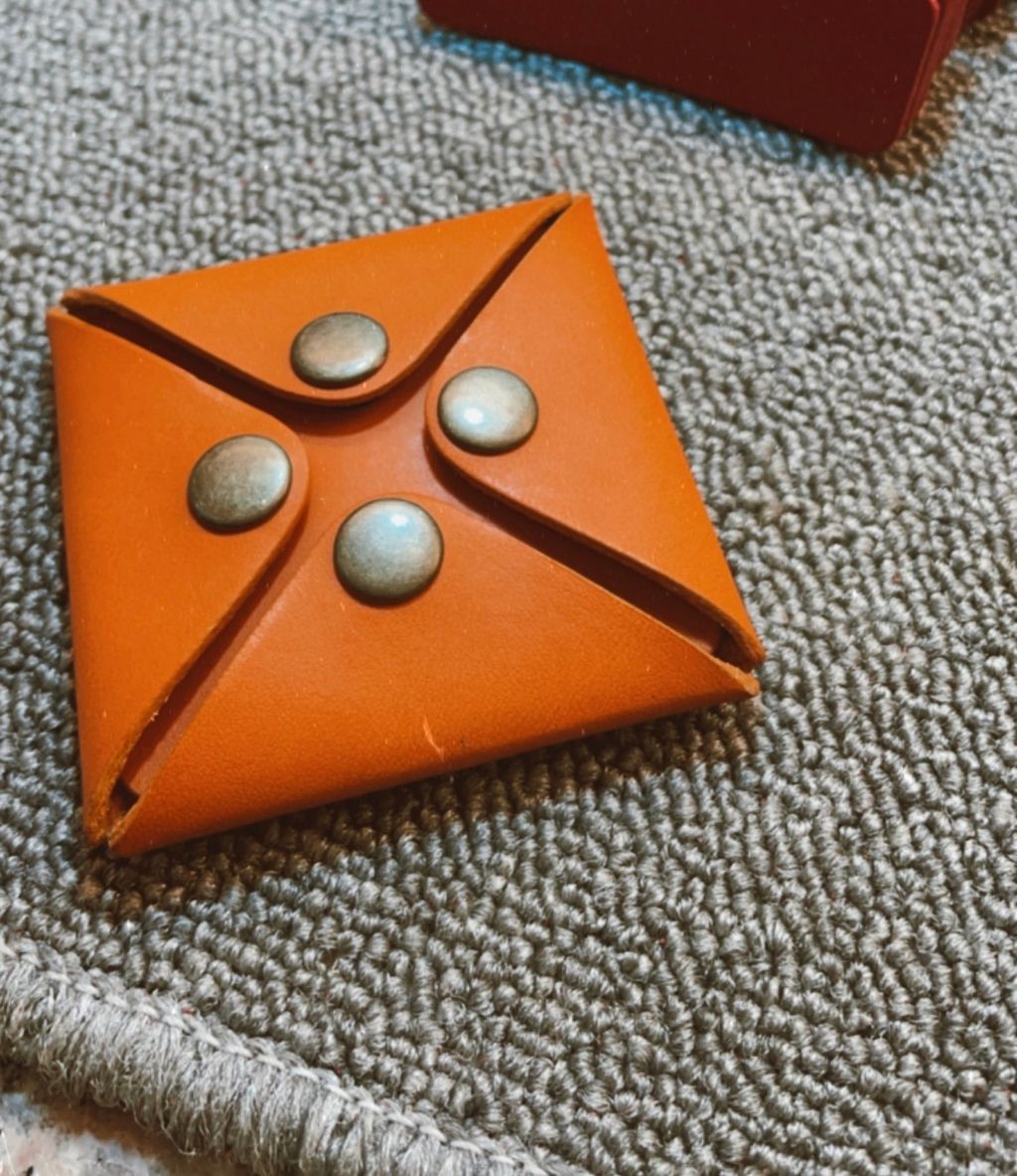 B1476AF2-AAFD-4592-A02B-D62325F8F966