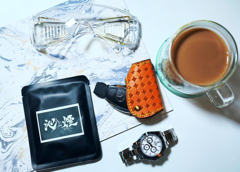 3C27E430-0BF8-4065-9B0E-6B2235A28B7C