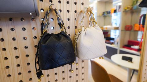 384067866_1369135447352118_5802384018922550413_n