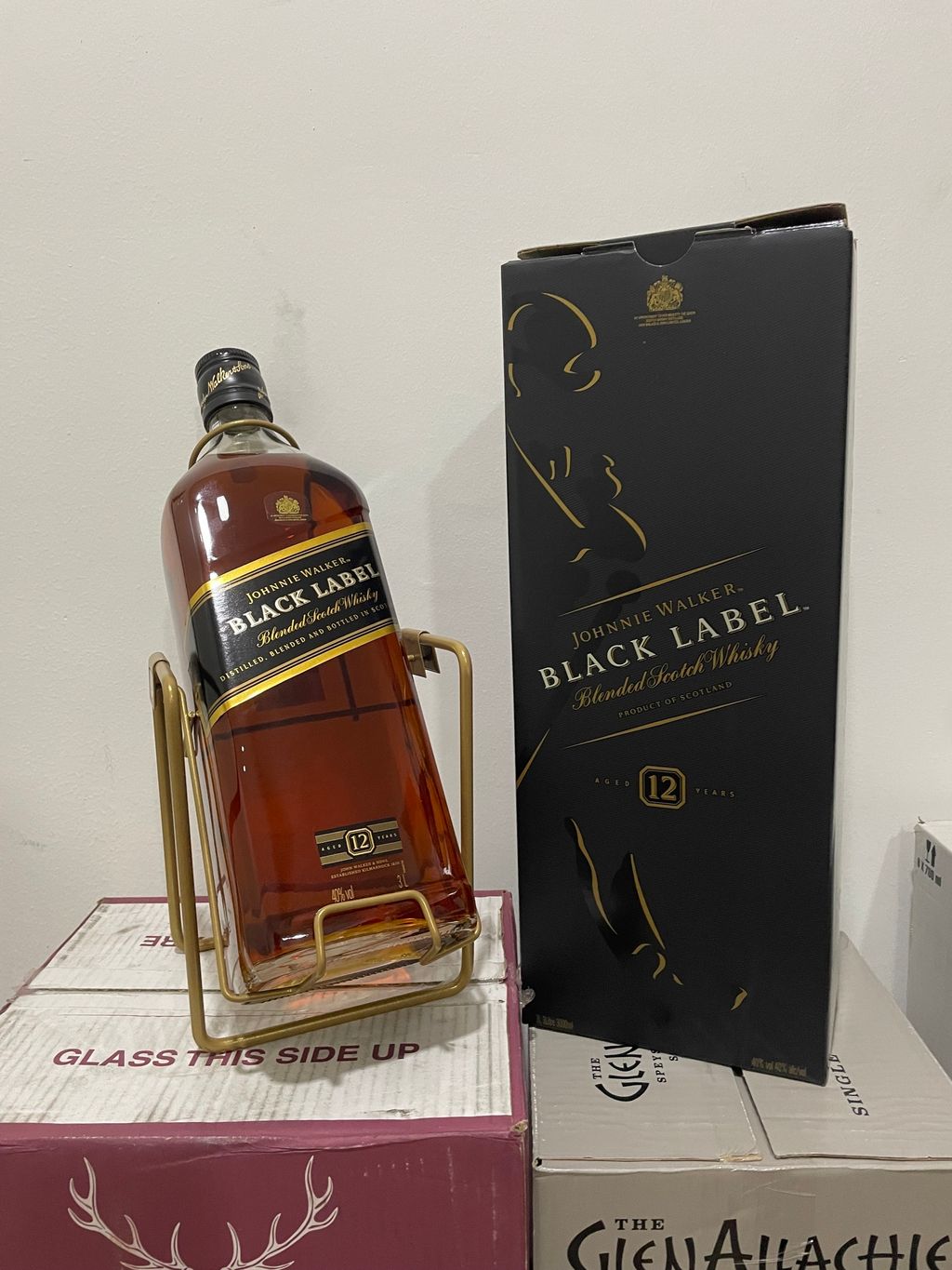 Johnnie Walker Black Label with Cradle 3L 40% – My Good Dram Johnnie Walker Black Label with Cradle 3L 40% – My Good Dram