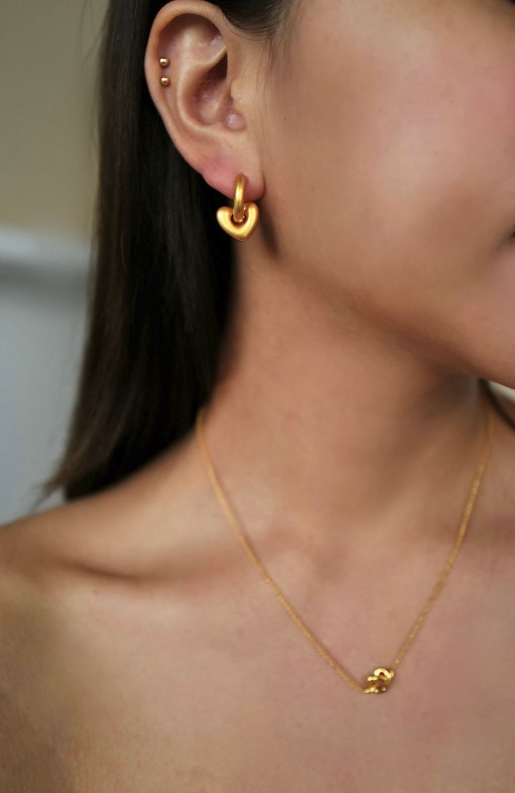 2E95BFE5-C29B-4CBA-A0CD-1904F5B0AA42