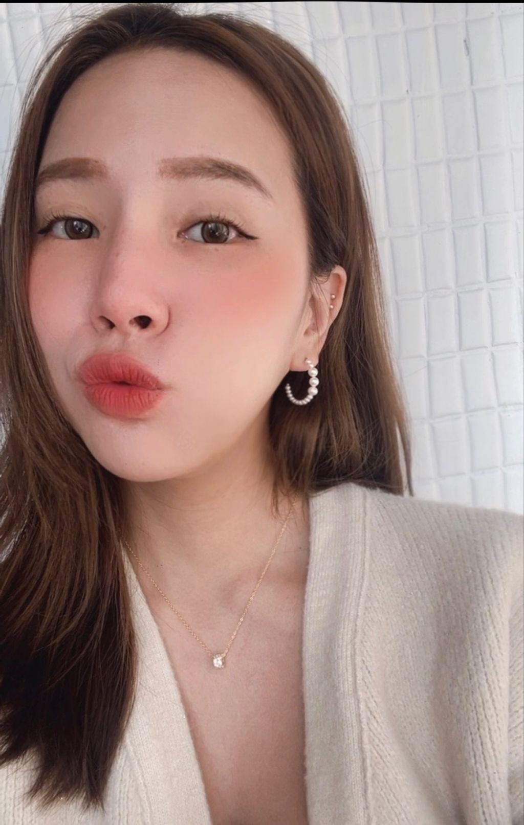 3E51DF8A-7DFF-4260-A182-81FDC6696F1B