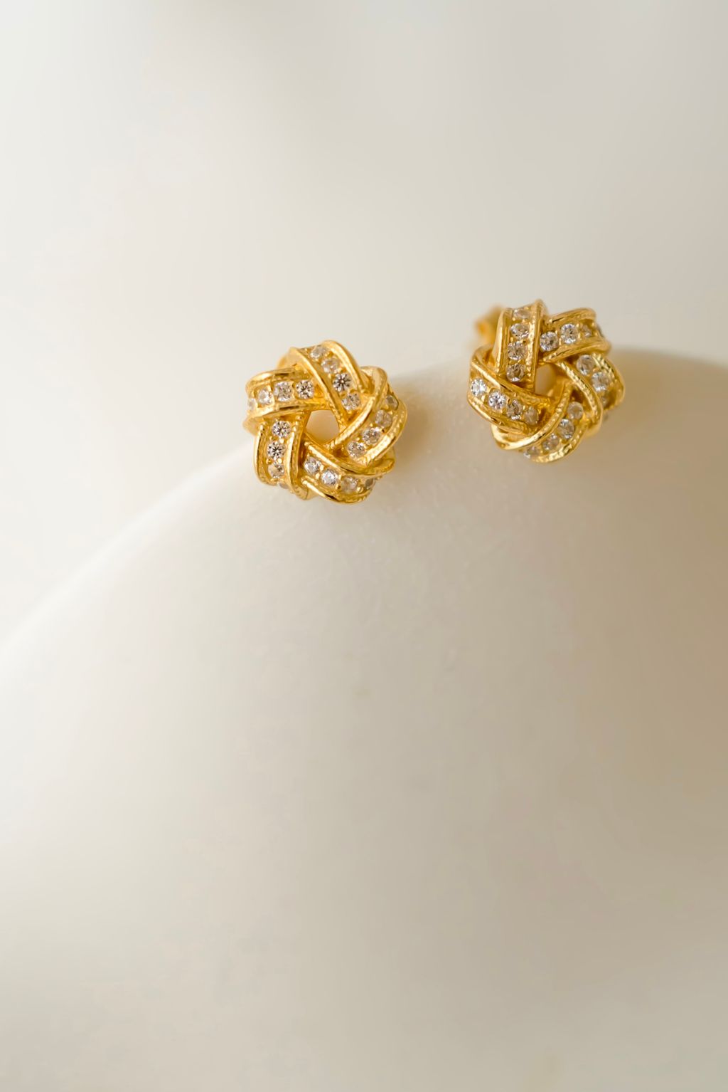 6B33B9BE-7A51-434C-8CAE-916F47A86234