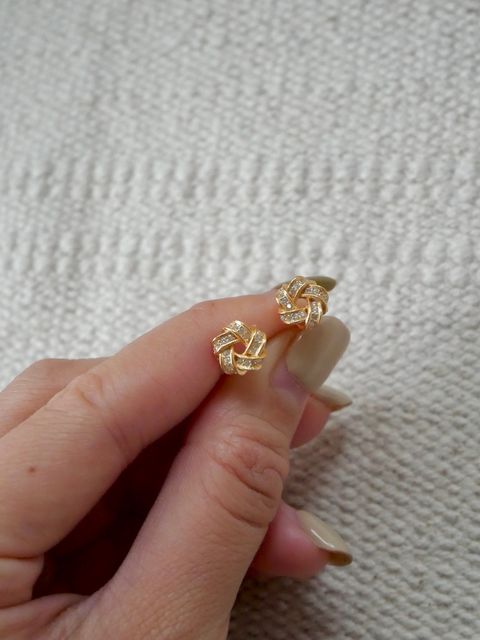 C3859AA0-091E-4E3E-817C-75B707C663F9