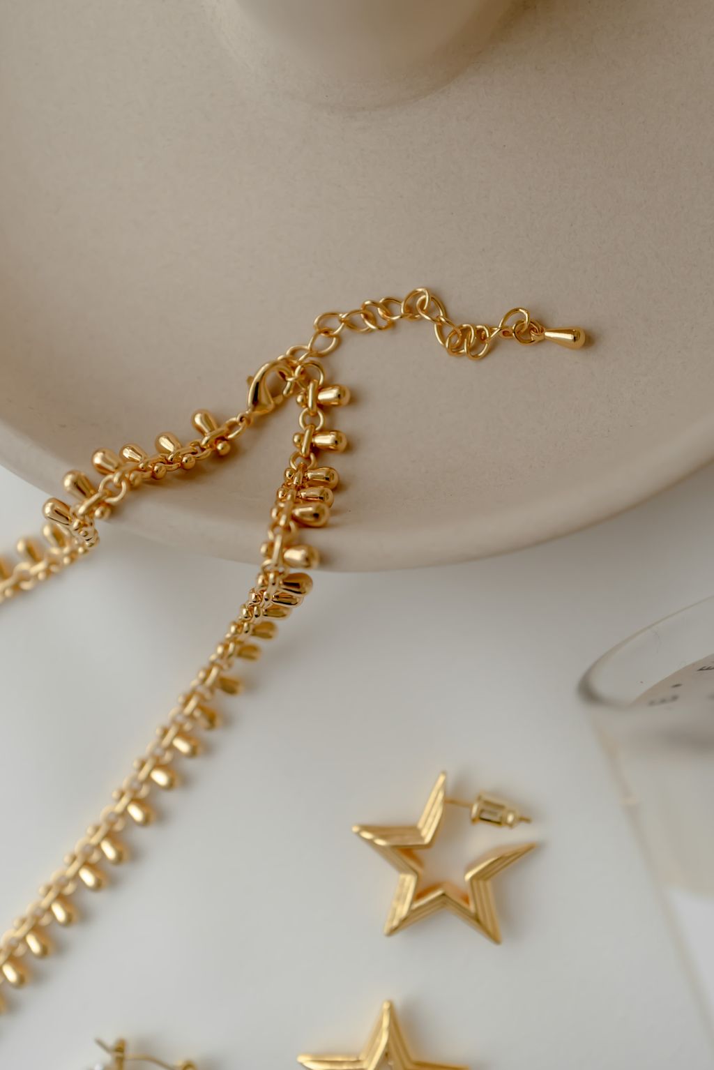 79DB670D-7B3D-406A-B31F-3E0CA7B35F6A