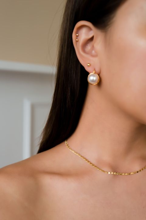 C8536894-F3C8-456E-98FD-0F8D034B1565