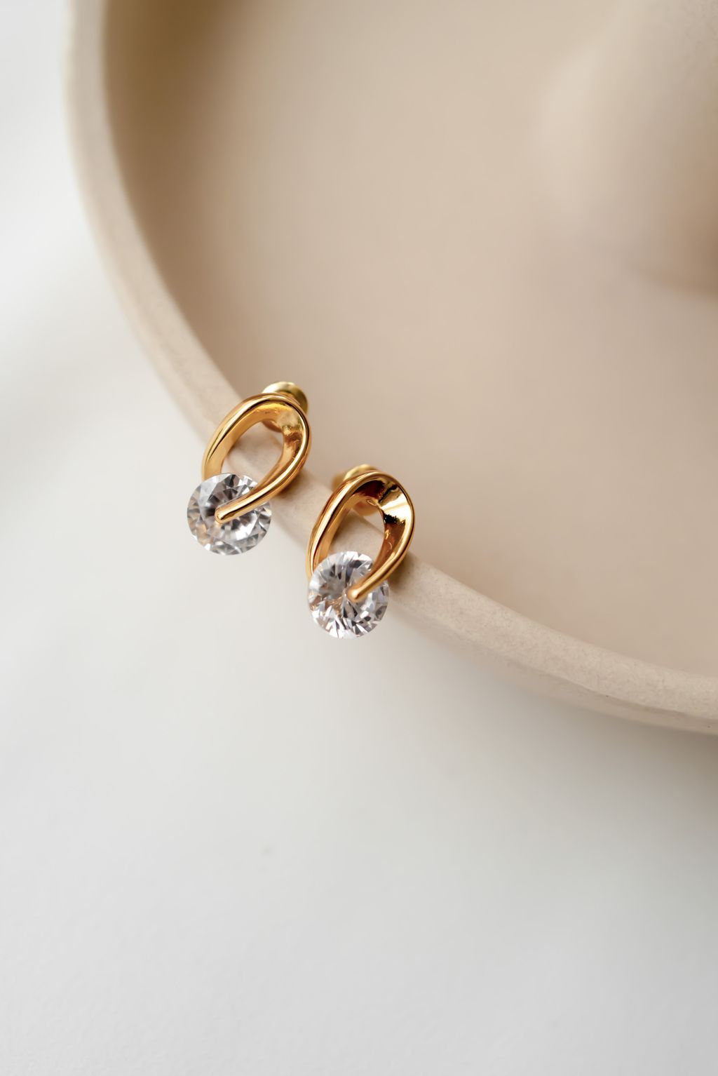 F4ADBD3C-F708-4682-8CC2-DD6EC84513DA