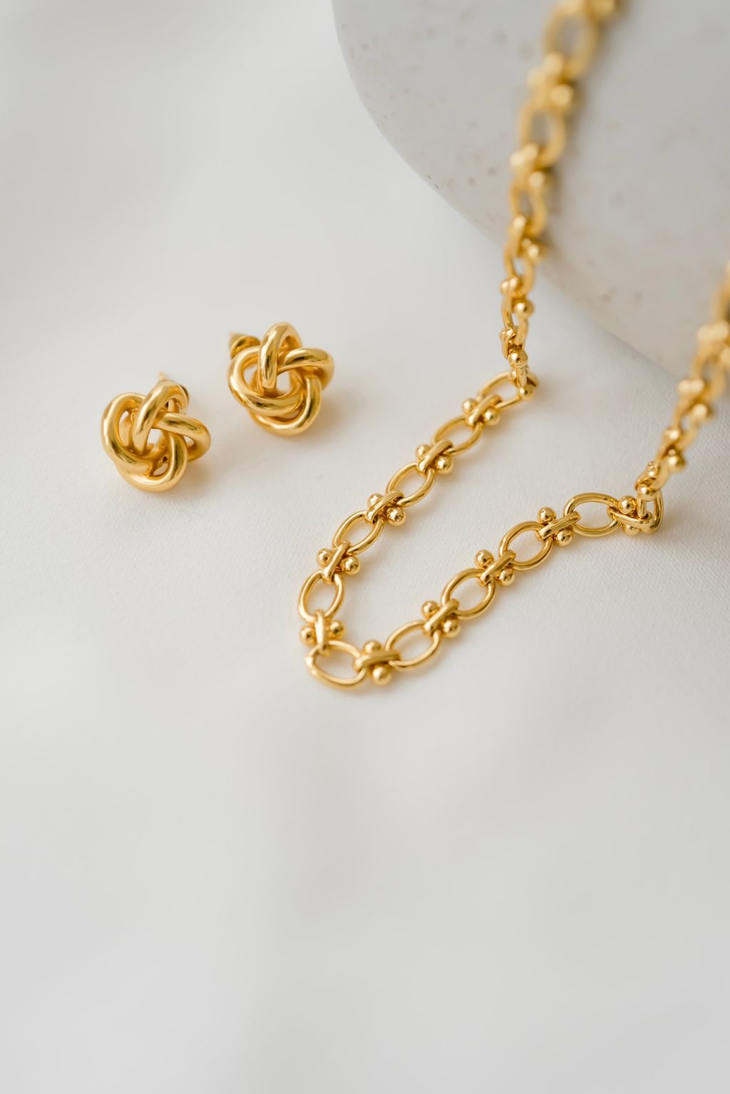 58276410-82E1-466D-87A2-93BC9F0295F5