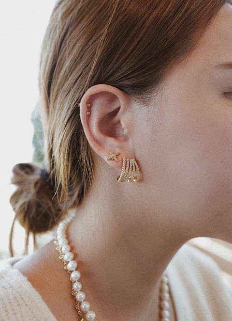 DB953957-070D-4257-AA77-2277541BAB25