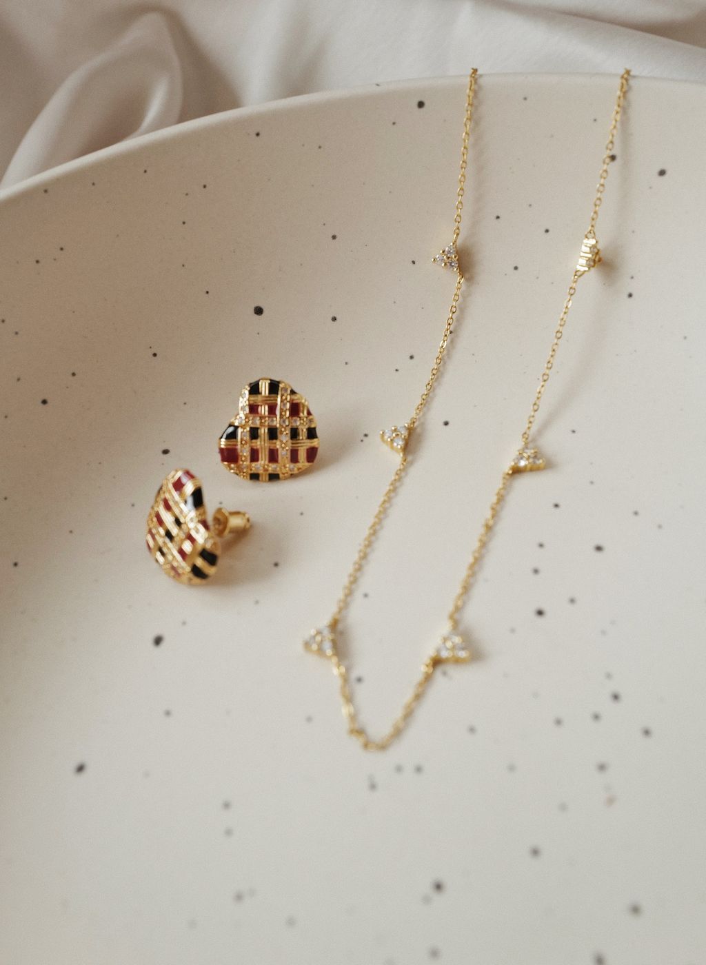 A5AF5C57-3C9C-4AFD-B6F6-B106F41C0582