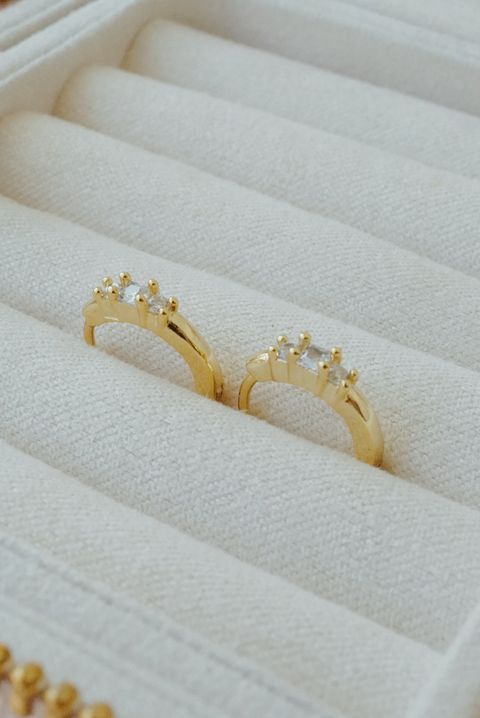 05D086F9-D5D4-4FBE-B2D1-F4BBDE028CF0