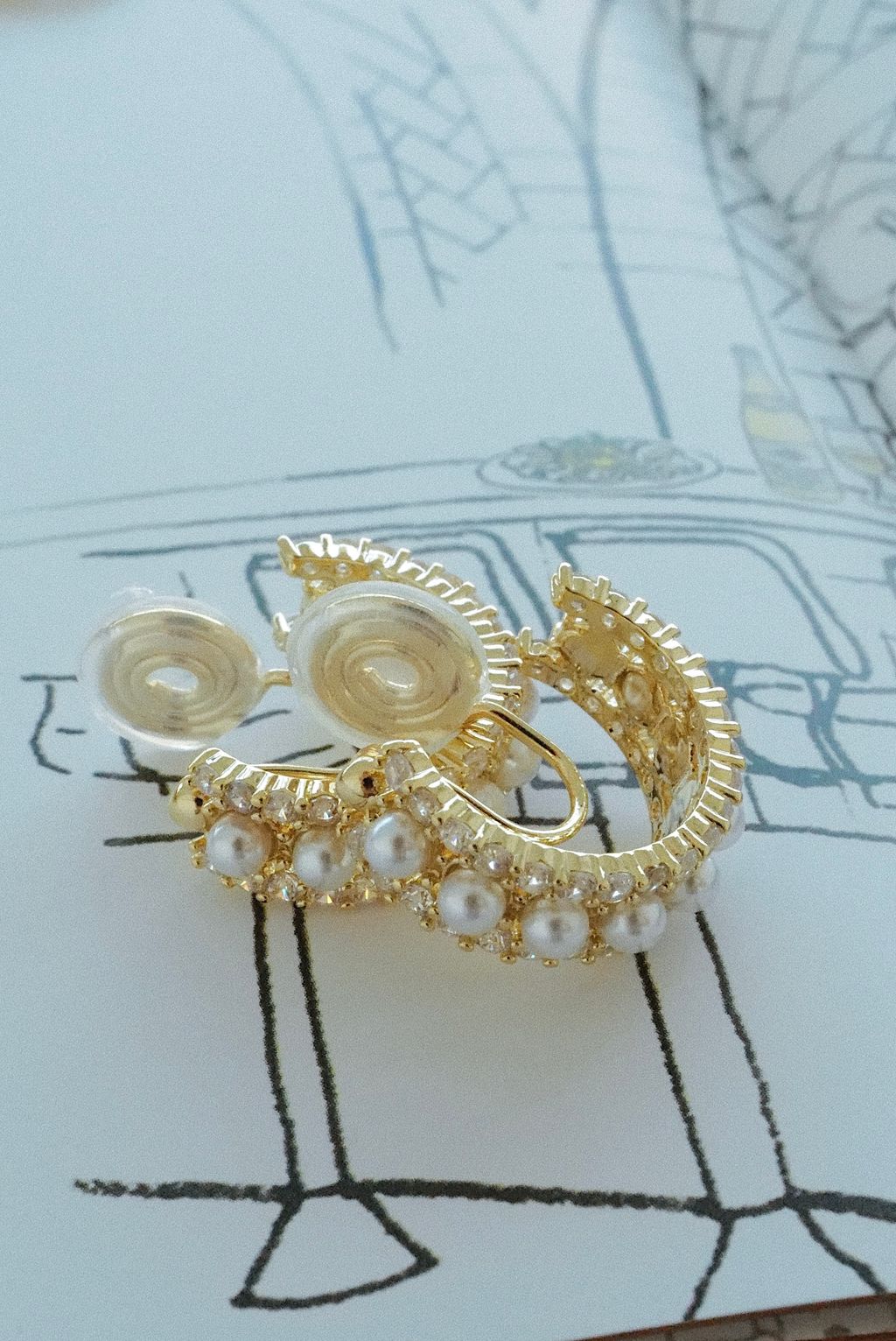 F4A25CA7-CF53-4255-A37E-ECAA9DA7230B