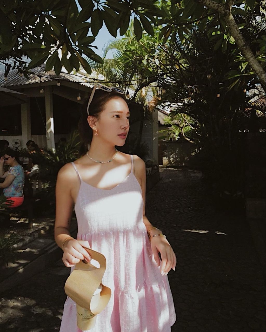 DCCD2E9E-1E1F-4AC0-B3E5-F417FFD91135