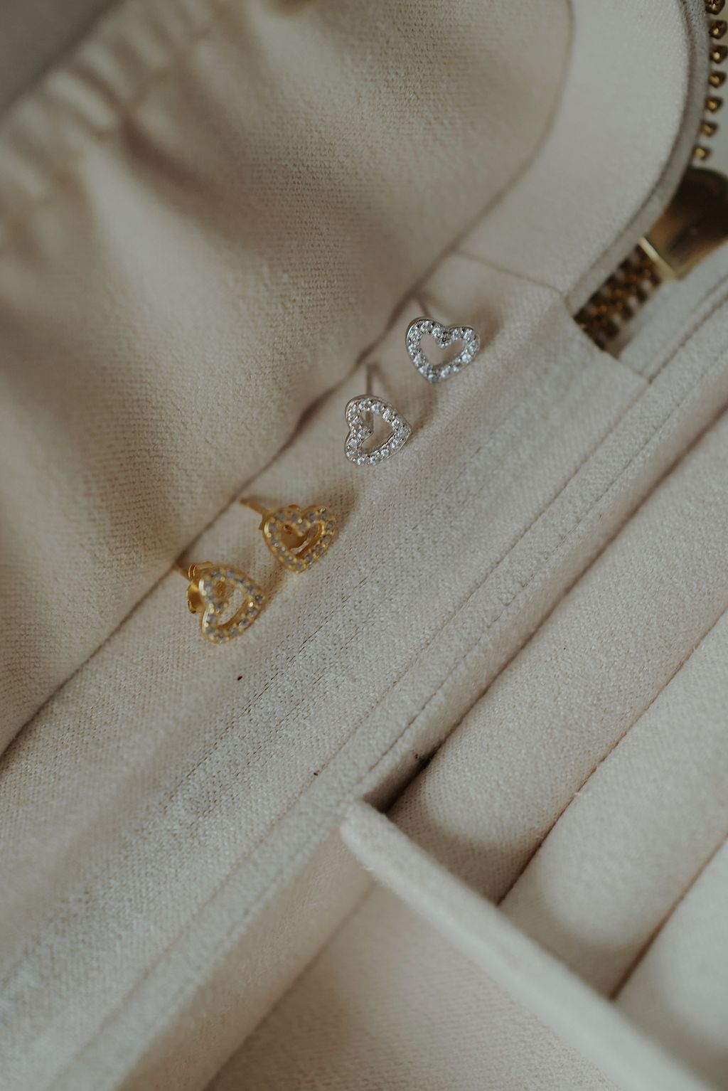 L1121818-1696436542208