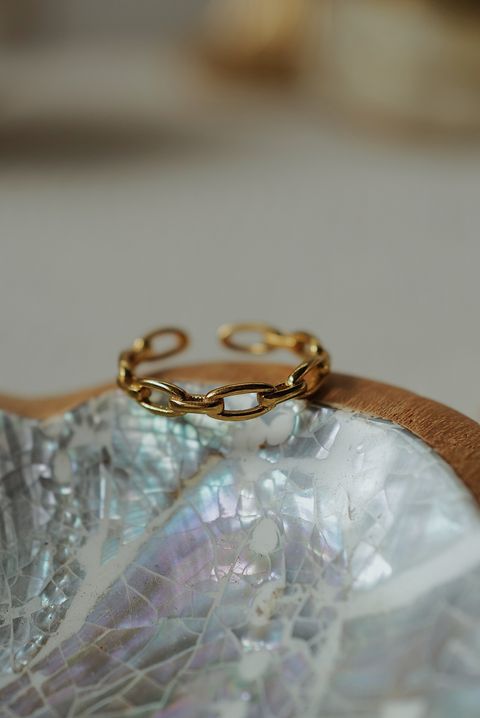 L1121735-1696438899377