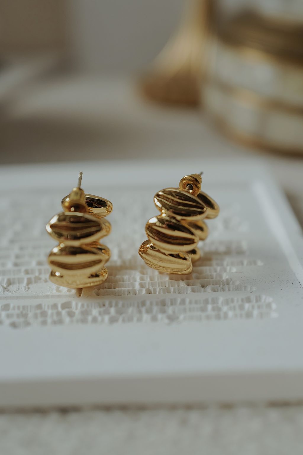 L1121746-1696439073423