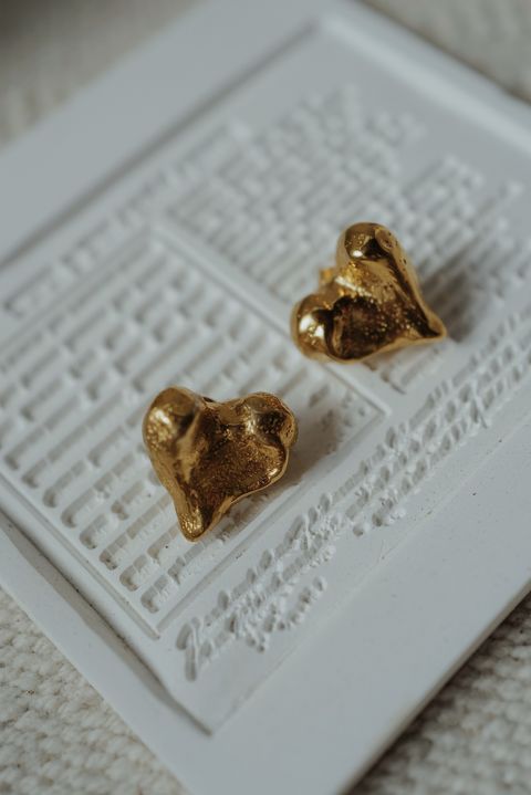 L1121741-1696439563763