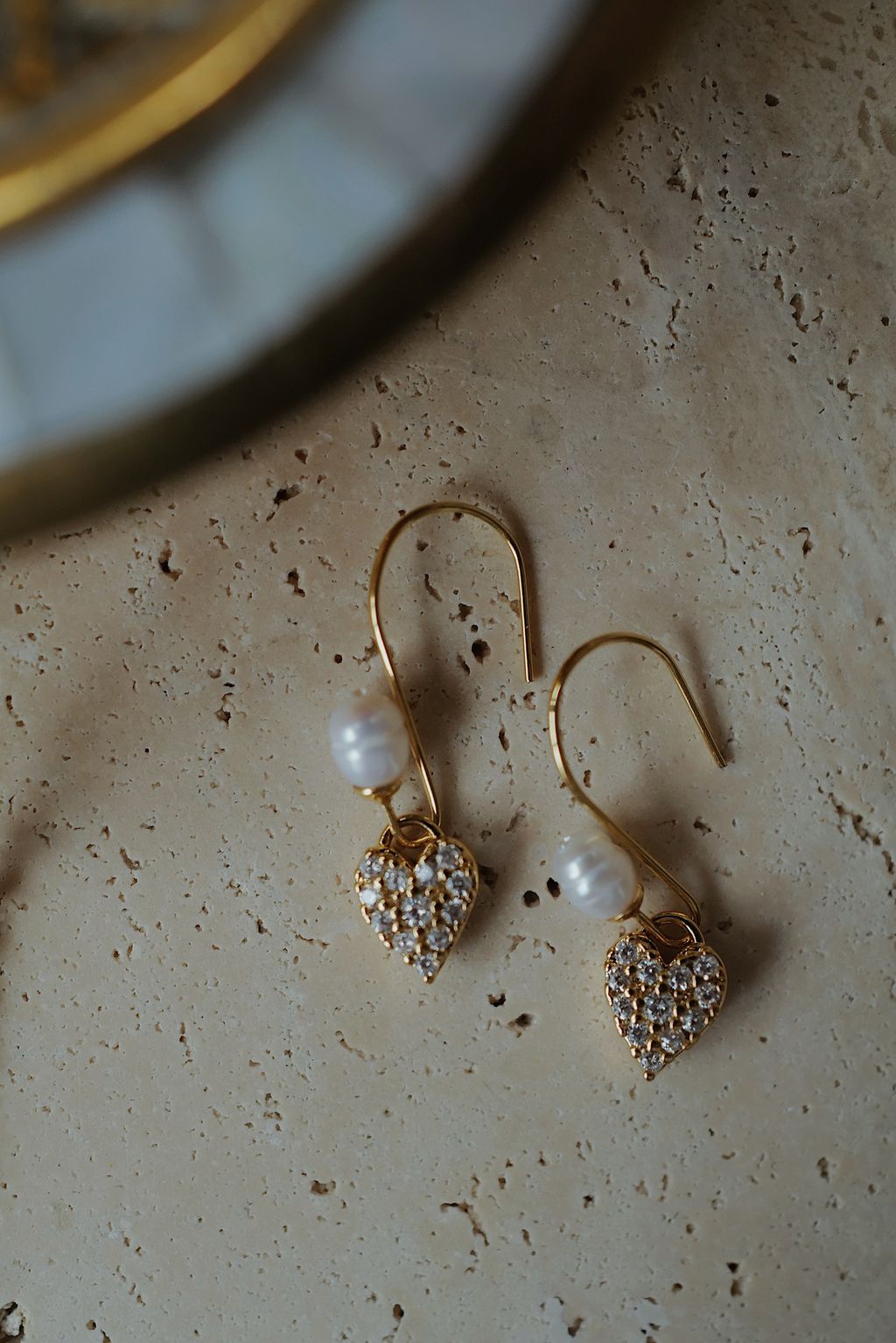 L1121885-1696490261336