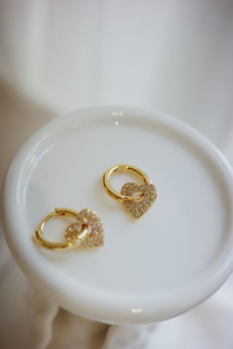 R0006689-1744719111944