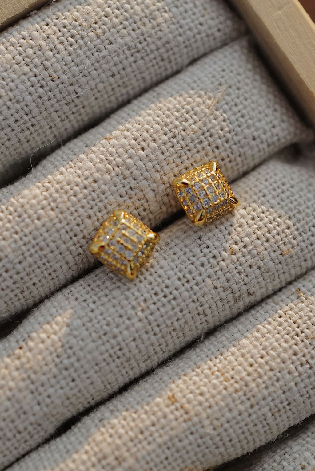 L1180396-1746073961404