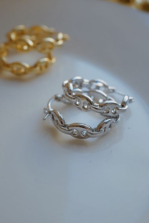 L1210397-1751889157297