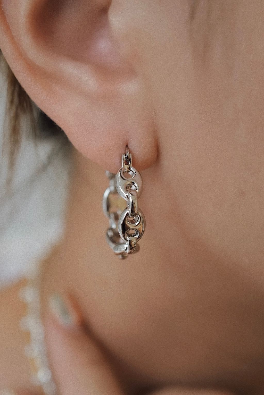 Facetune_06-07-2025-21-36-25-1751889157312