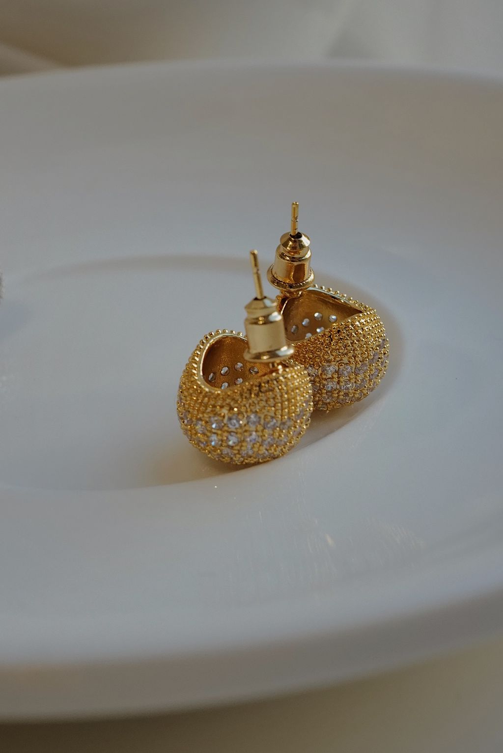 L1210438-1751889272066